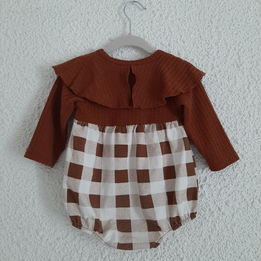 Gingham Baby Girl Romper Size 6-9 Months - Picture 3 of 8